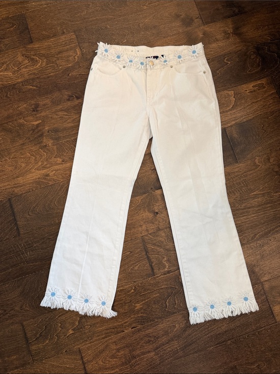 Tommy Hilfiger Denim - Tommy jeans EUC Daisy Embellished Cropped Jeans